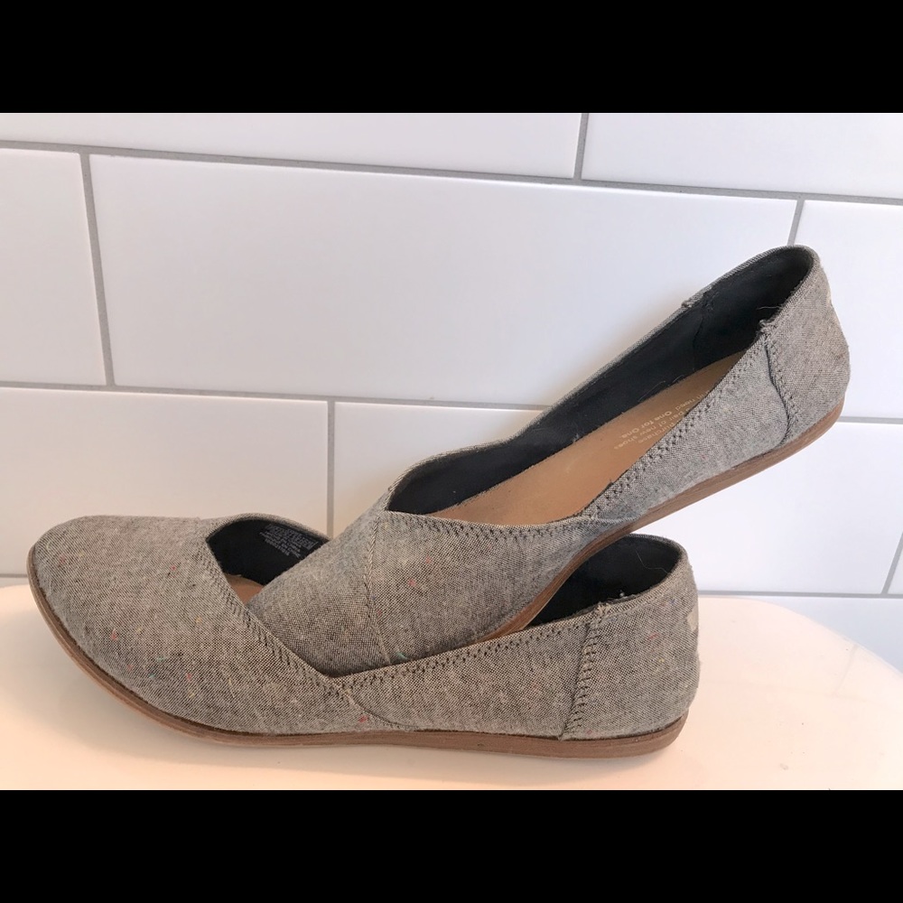 🌿TOMS - Grey dressy style slip-on🌿